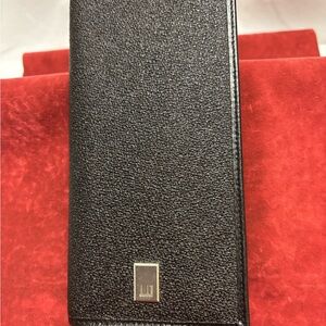 Dunhill Sleek Black Wallet Leather with Textured Finish